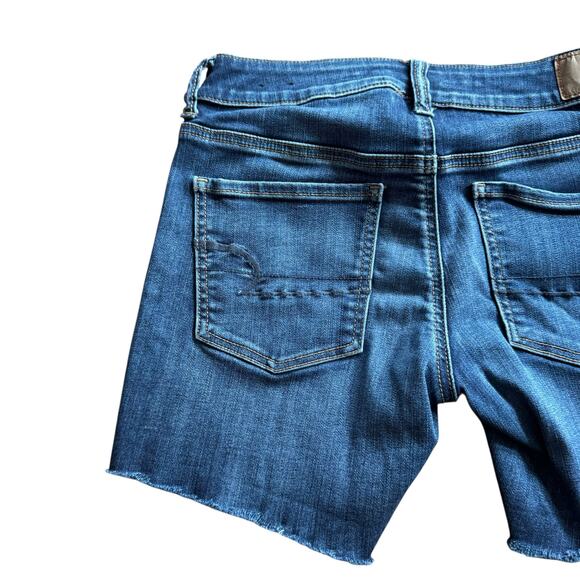 American Eagle Outfitters AE Denim Midi Jeans Shorts Stretch Raw Hem Dark Wash 4 - Picture 13 of 13